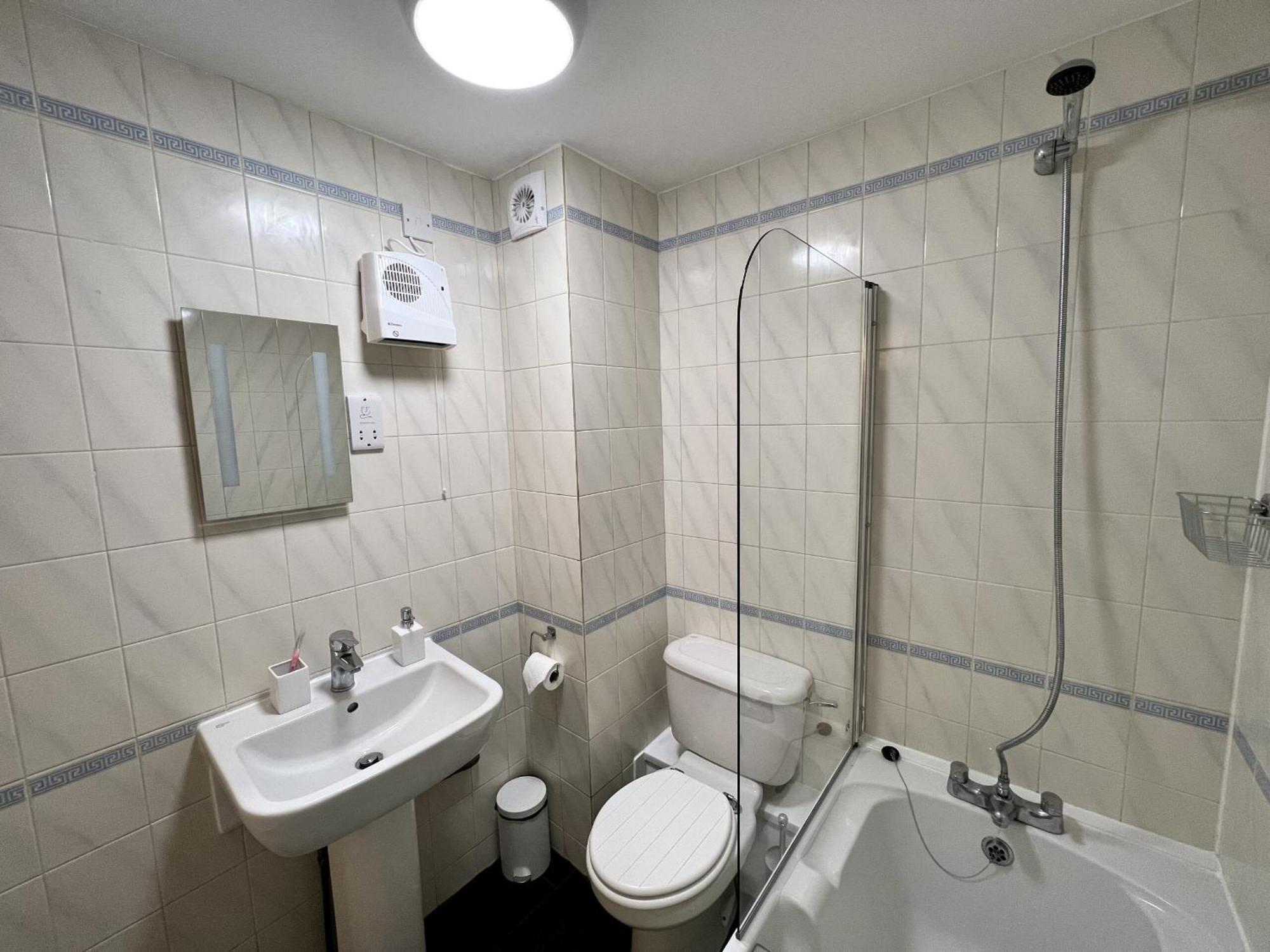 Apartment Charming 1br Next To The Lanes By Sullivan *